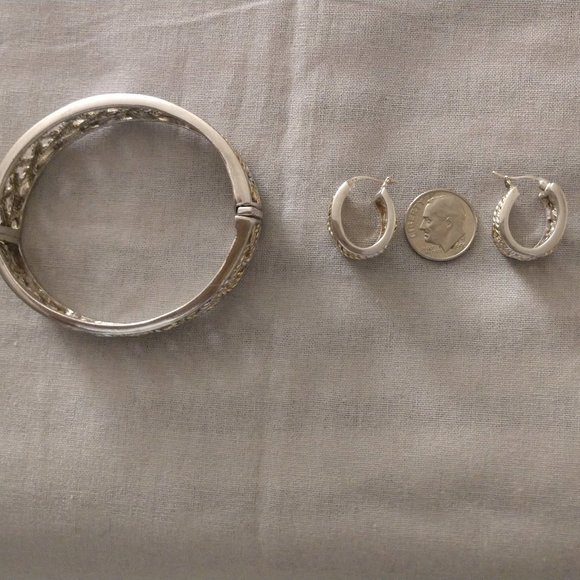 Chateau D"Argent Textile Weave "Hinged" Bracelet + Bonus Matching Earrings - Picture 12 of 16